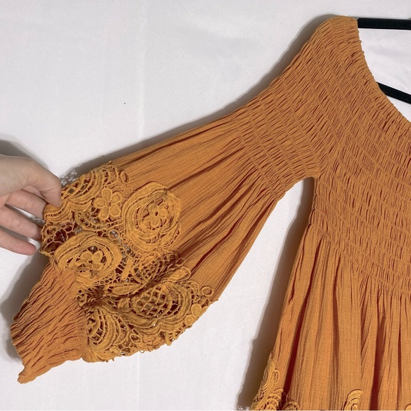 Petal Roz Yellow Smocked Off Shoulder Puff Sleeve Lace Trimmed Blouse L - Picture 10 of 15